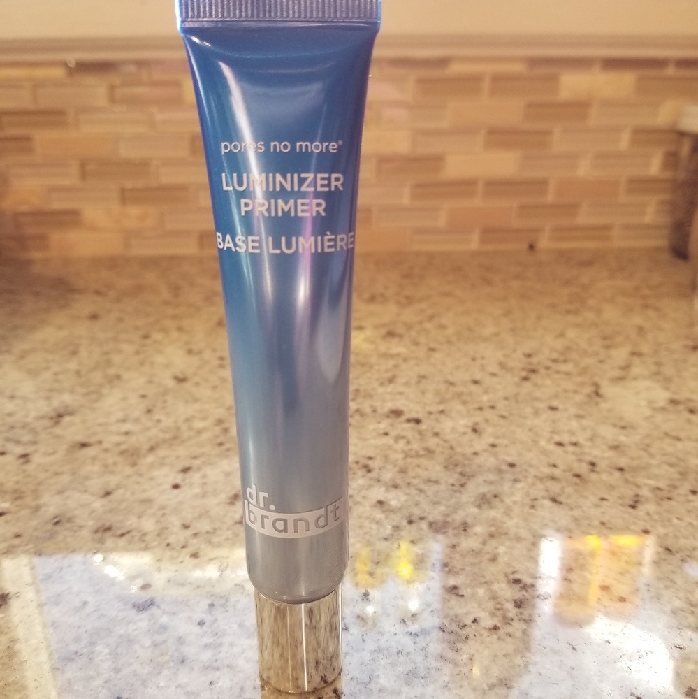 Dr. Brandt Skincare Pores No More Luminizer Primer
